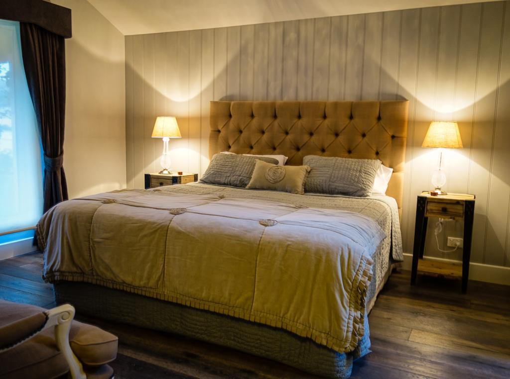 Pomegranate Guest House Хилсвилл Номер фото