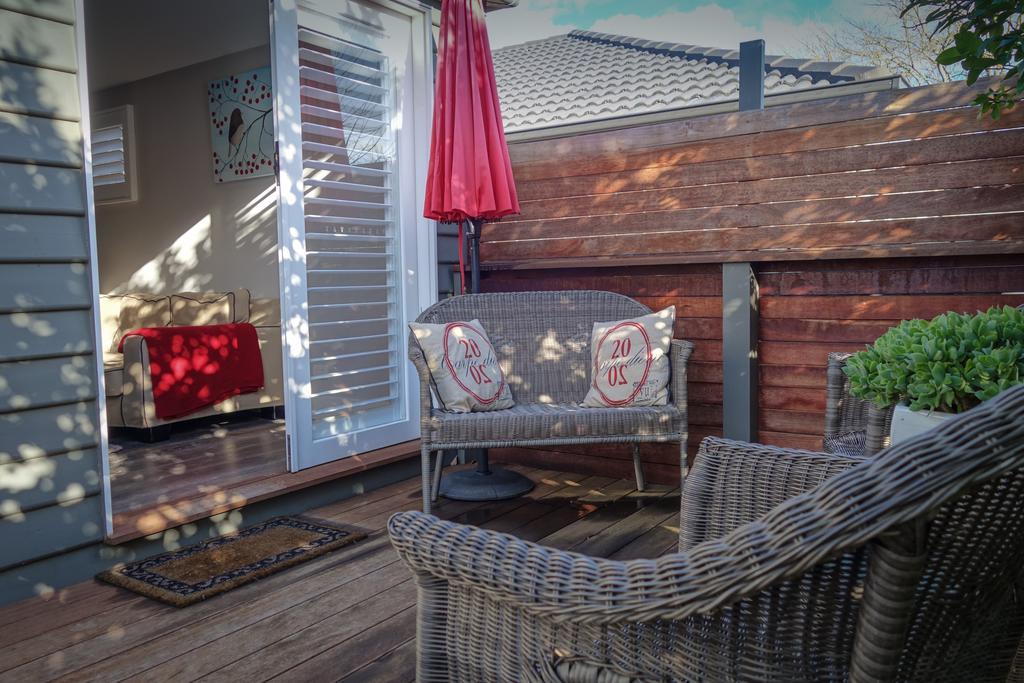 Pomegranate Guest House Хилсвилл Номер фото